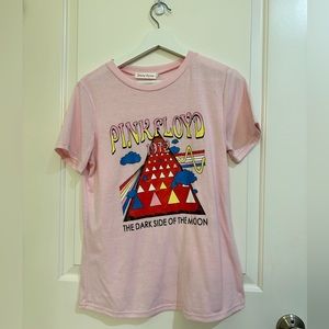 Pink Floyd tee. Size small
